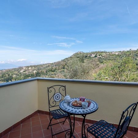 Agriturismo Primaluce ซอร์เรนโต ภายนอก รูปภาพ