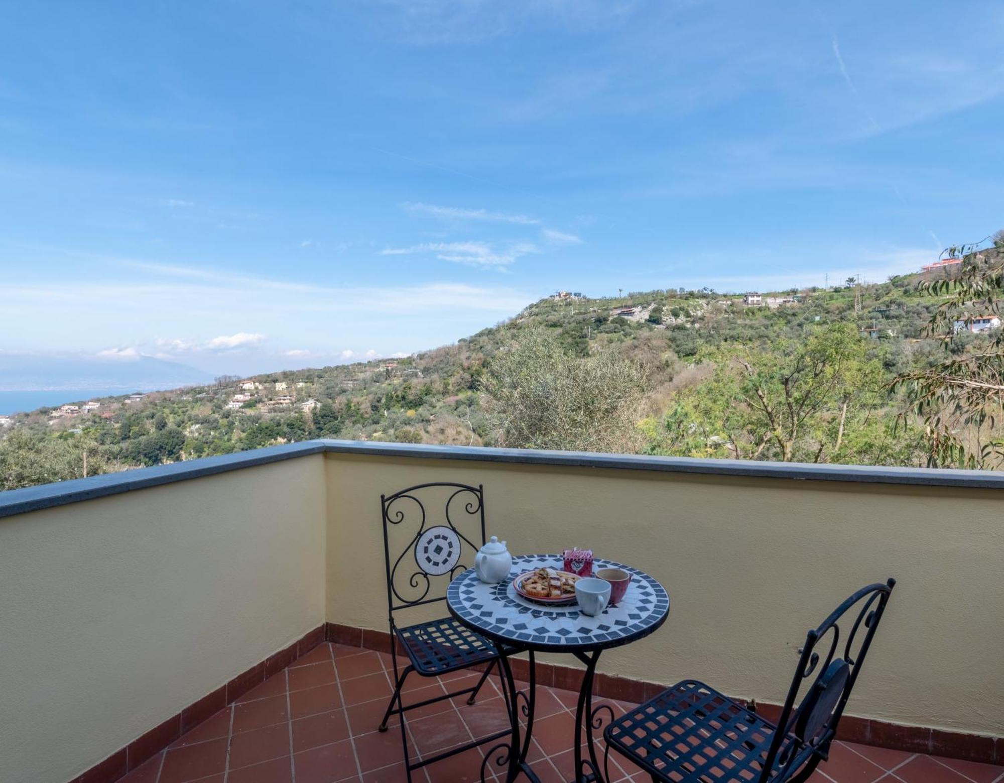 Agriturismo Primaluce ซอร์เรนโต ภายนอก รูปภาพ
